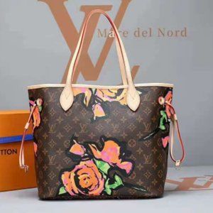 NWT LouisVuitton Neverfull MM tote
